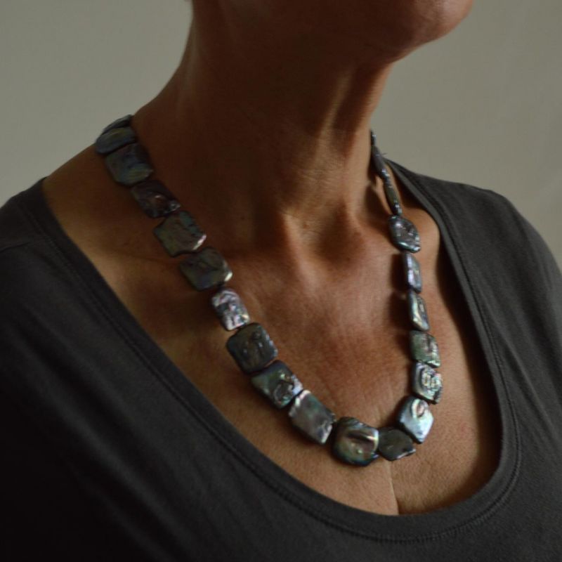 Square hotsell pearl necklace