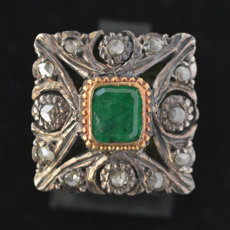 Natural emerald sales rings antique style