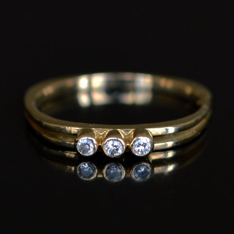 18K natural diamond ring Rocks and Clocks