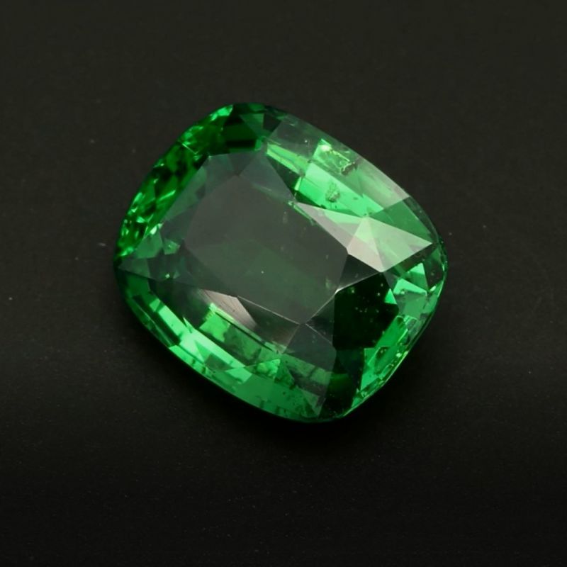 klæde sig ud Tilståelse langsom 4.10 ct GIA Certified vivid green Tsavorite Garnet - Rocks and Clocks