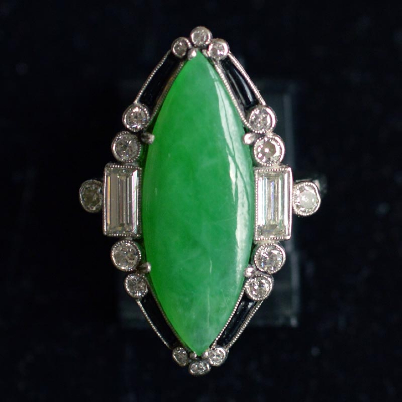 Oval Shape Green Jadeite Jade & Shiny White CZ 1950s Art Deco Vintage Fine Ring 