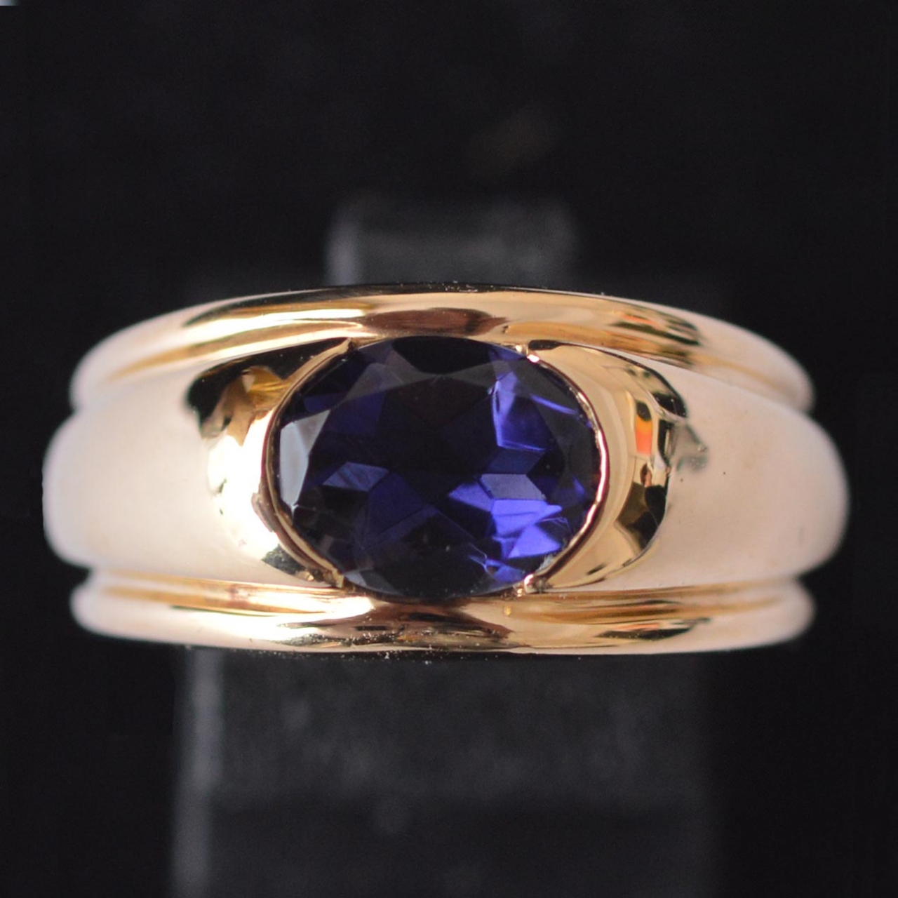 Boucheron hotsell sapphire ring