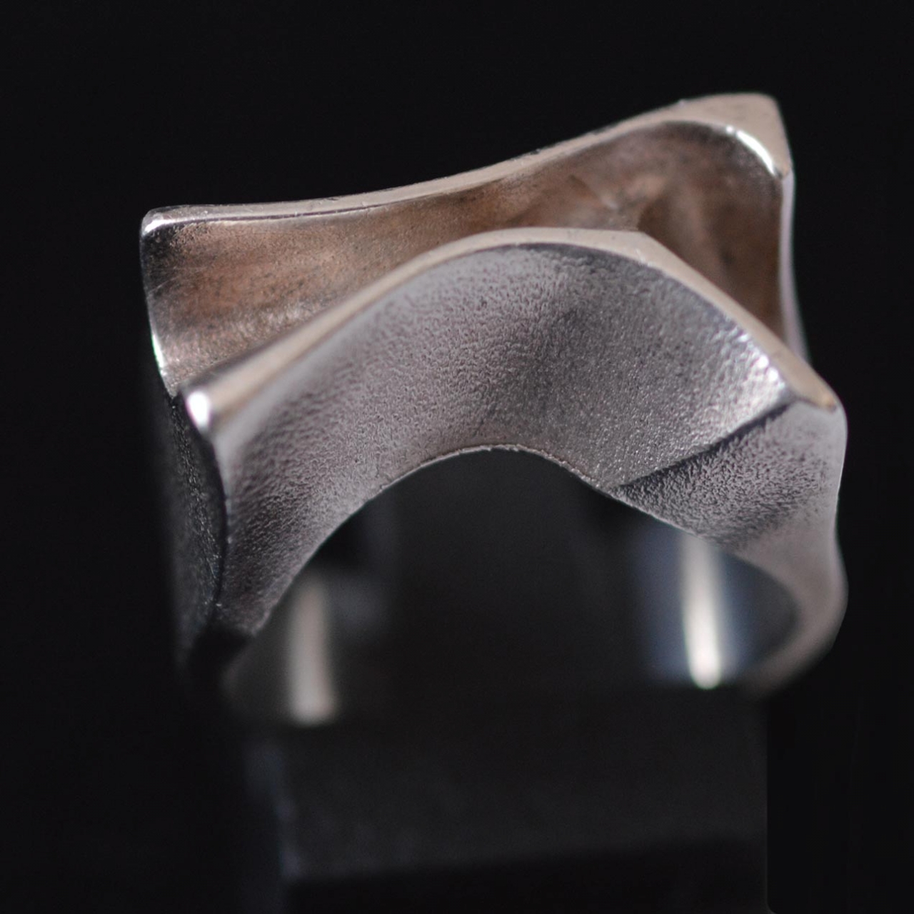 Silver Lapponia Sirene ring - Rocks and Clocks