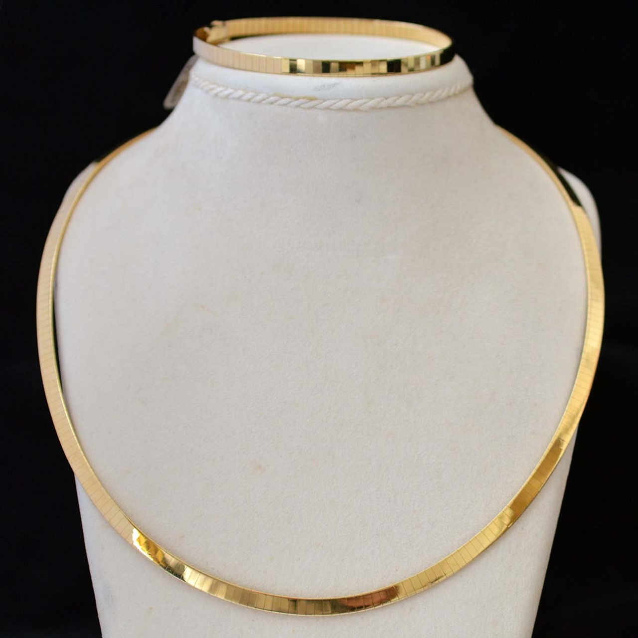 yellow gold omega necklace