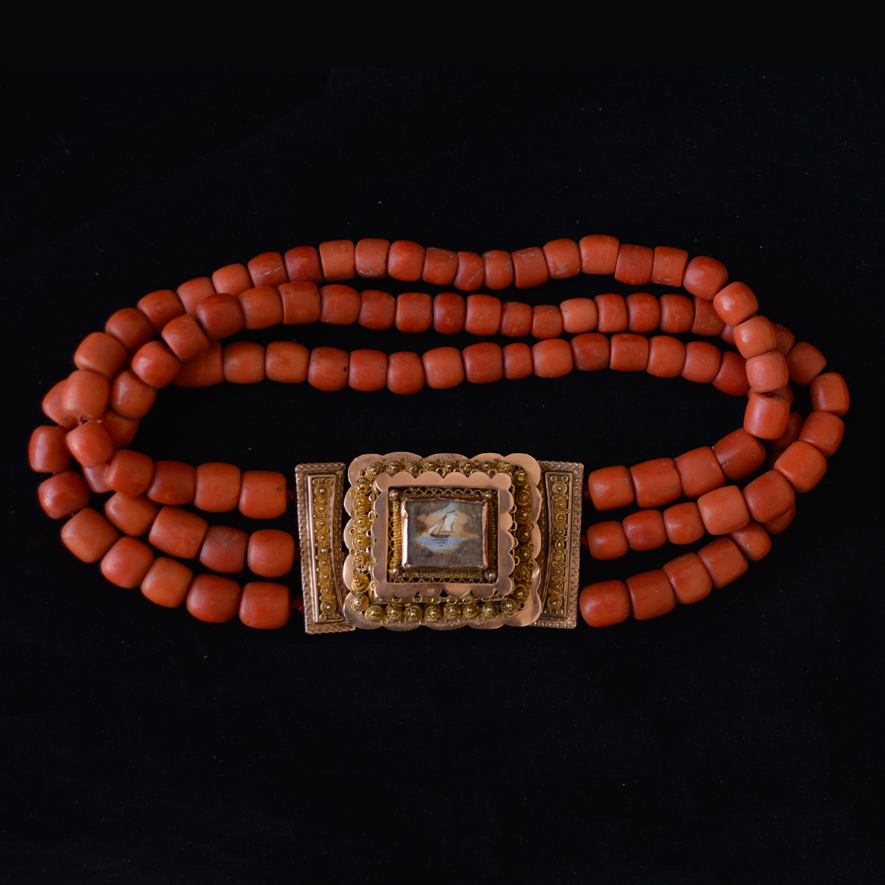 Antique coral necklace - Rocks and Clocks