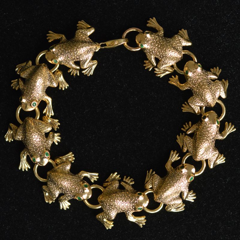frogs-marching-frog-bracelet-18k-yellow-gold-italian-emerald-1980s