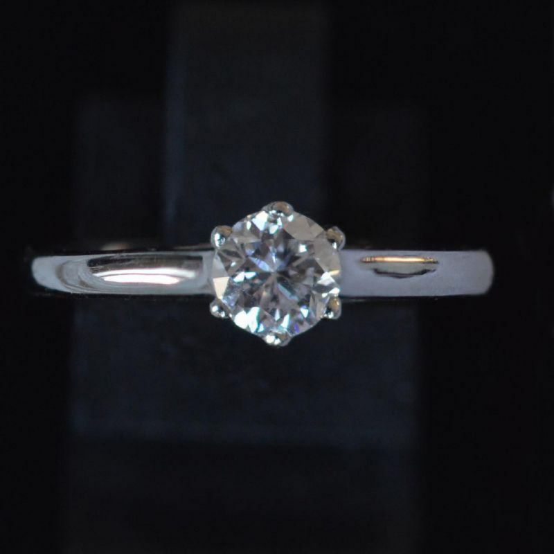 hrd-antwerp-certified-0-52-ct-vs2-f-colour-top-wesselton-solitaire-brilliant-diamond-platinum-engagement-ring