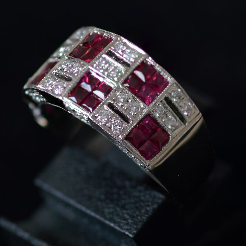 checkerboard-ruby-diamond-white-18k-gold-ring