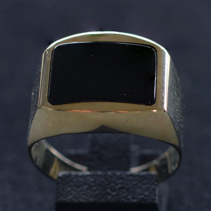 14k-gold-onyx-gentlemans-ring