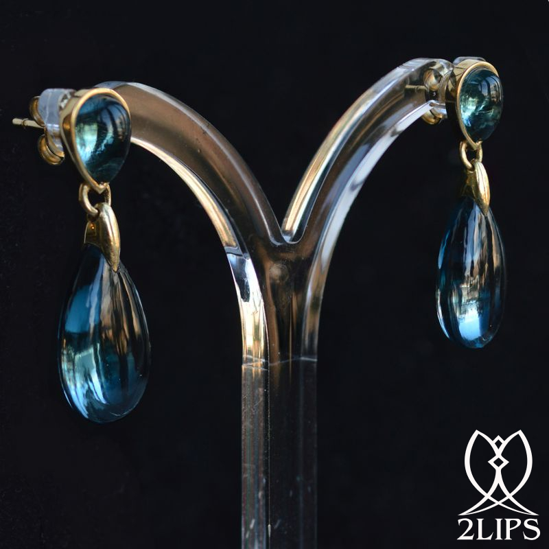 18k-gold-2lips-colours-london-blue-topaz-earrings-design-david-aardewerk