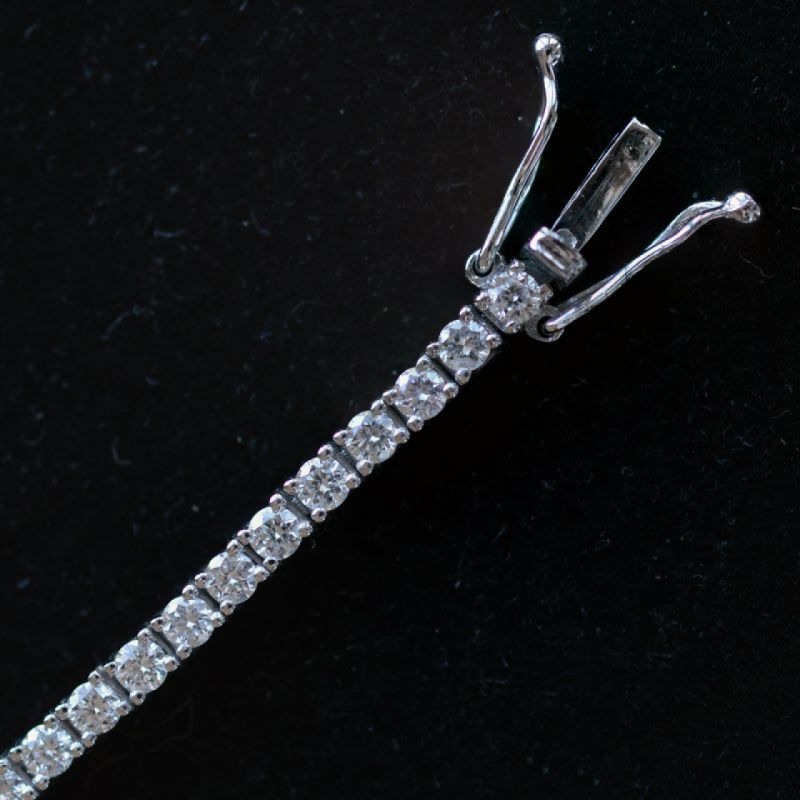 white-gold-2-ct-diamond-tennis-bracelet