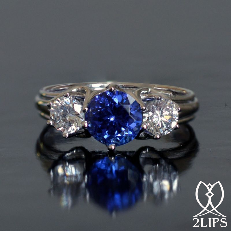 2lips-tanzanite-hrd-gia-certified-natural-diamond-trilogy-engagement-rings-white-gold