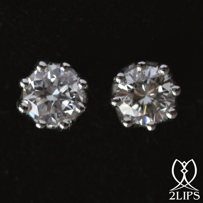 0-62-ct-brilliant-diamond-top-wesselton-g-colour-earstuds