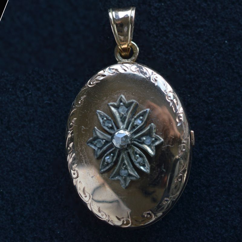 oval-victorian-14-carat-gold-locket-medallion-double-cross-applique-rose-cut-diamond