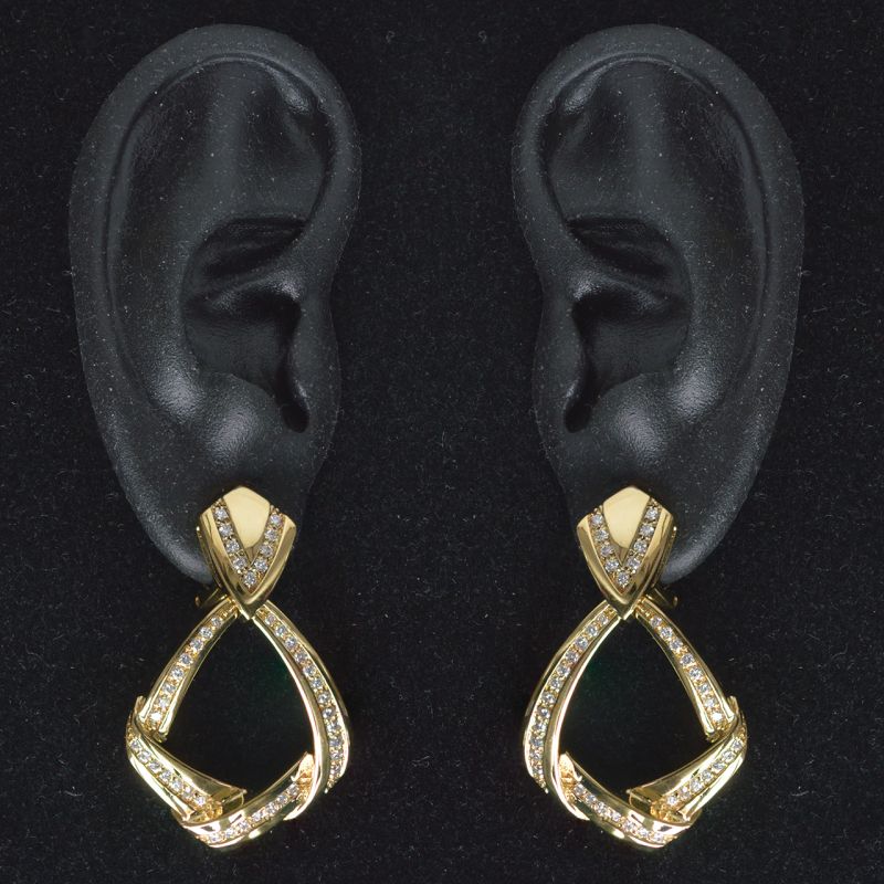 oversized-18k-gold-1-6-ct-diamond-pendant-earrings-1980s-dallas-dynasty