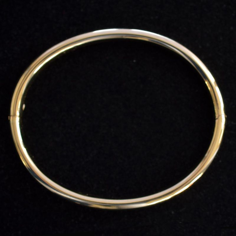 14k-yellow-gold-bangle-bracelet