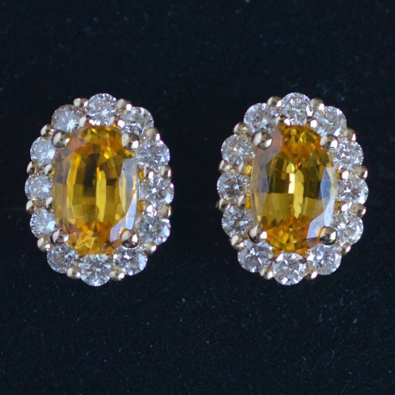 entourage-earrings-yellow-gold-oval-yellow-sapphire-round-conflict-free-diamonds-halo-cluster-lady-di