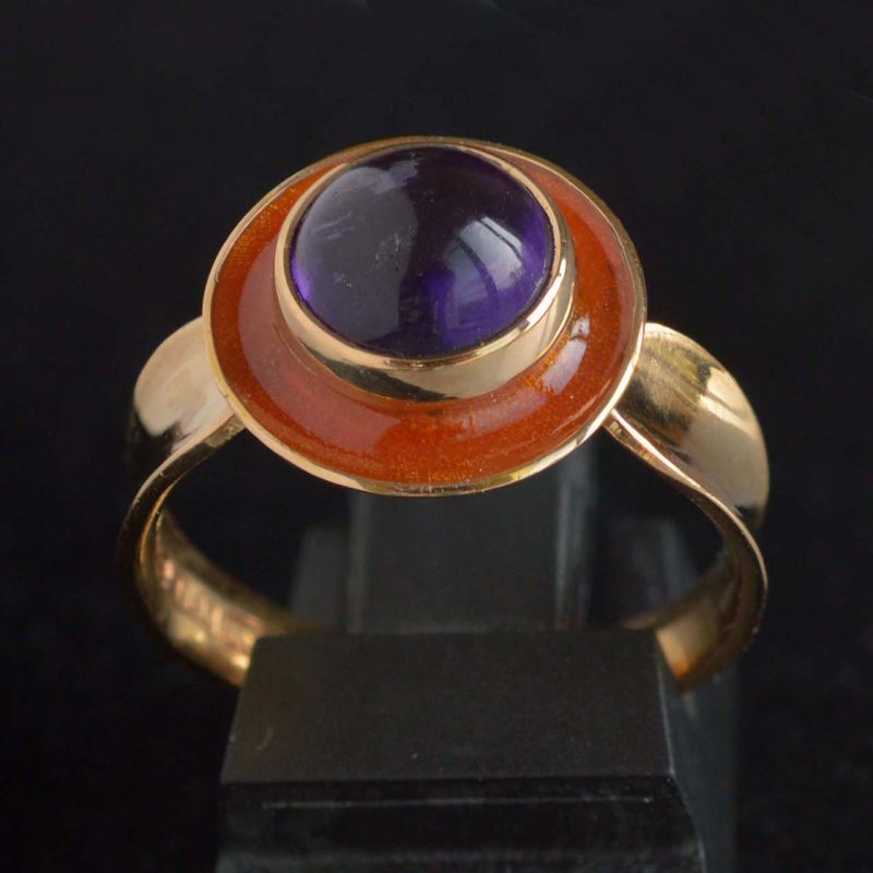 18k-gold-amethyst-halo-ring-finnish-orange-epoxy-resin