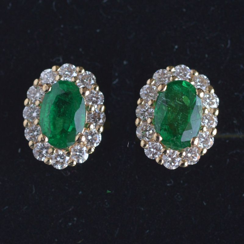 lady-di-emerald-diamond-cluster-entourage-earrings