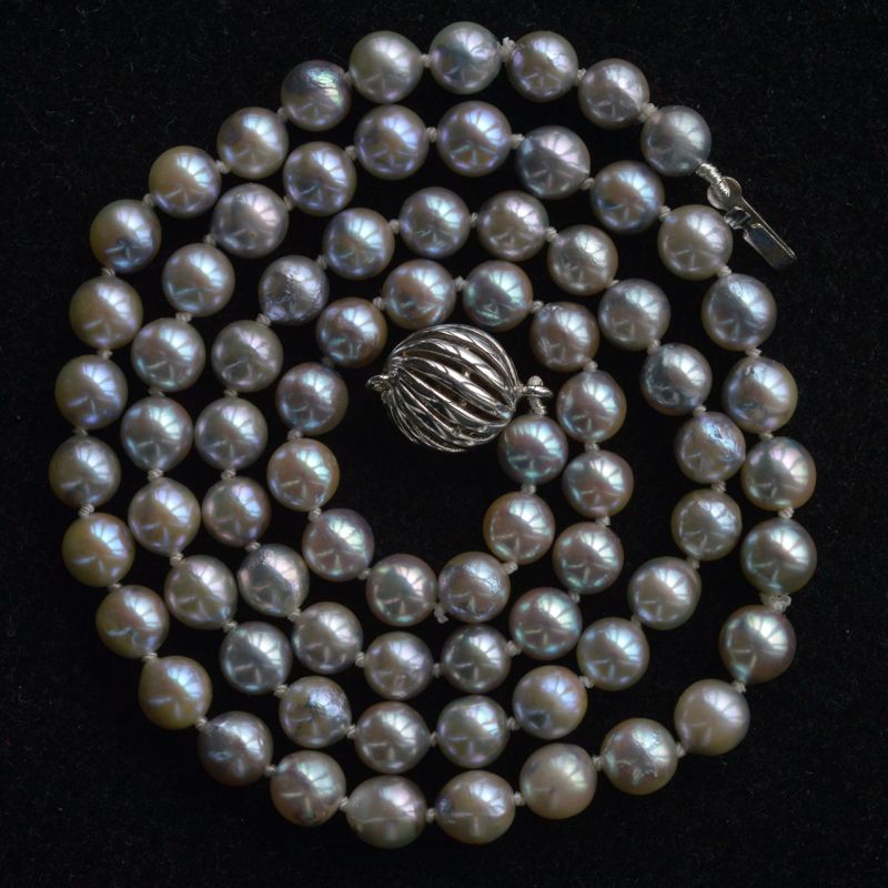blue-grey-akoya-pearl-necklace-5-6-mm
