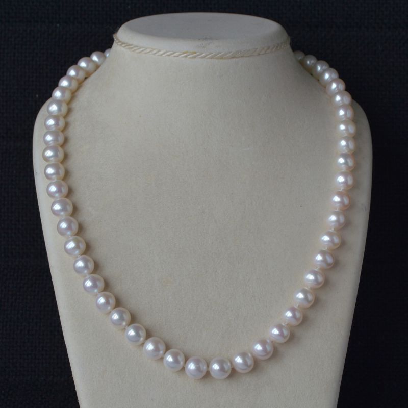 8-mm-white-freshwater-pearl-necklace-14k-gold-magnetic-clasp