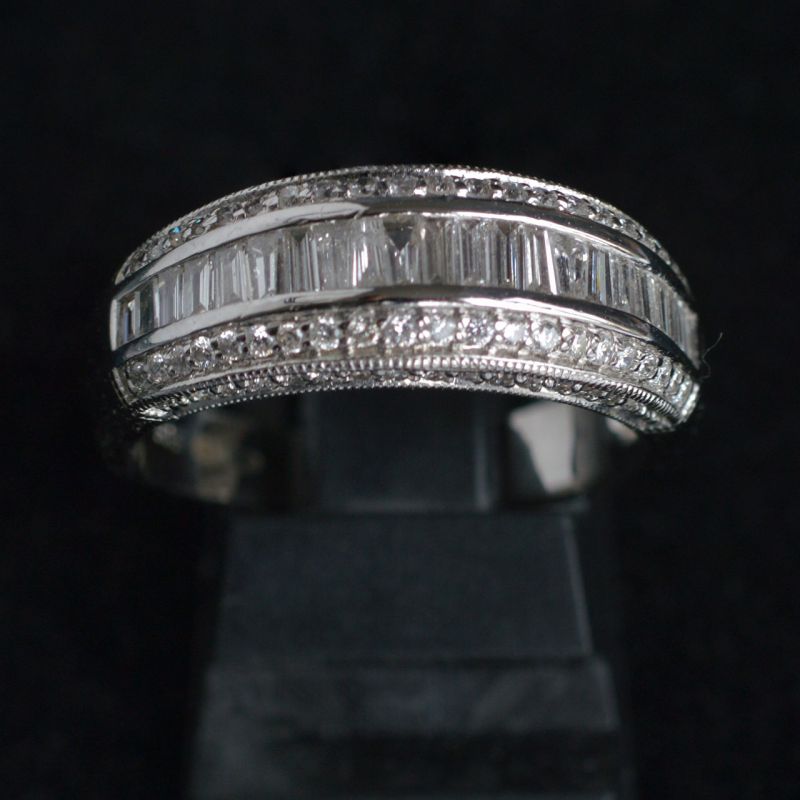 white-gold-half-eternity-ring-with-baguette-brilliant-cut-diamonds