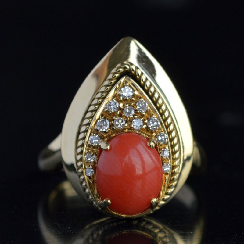 vintage-sicilian-red-coral-gold-ring