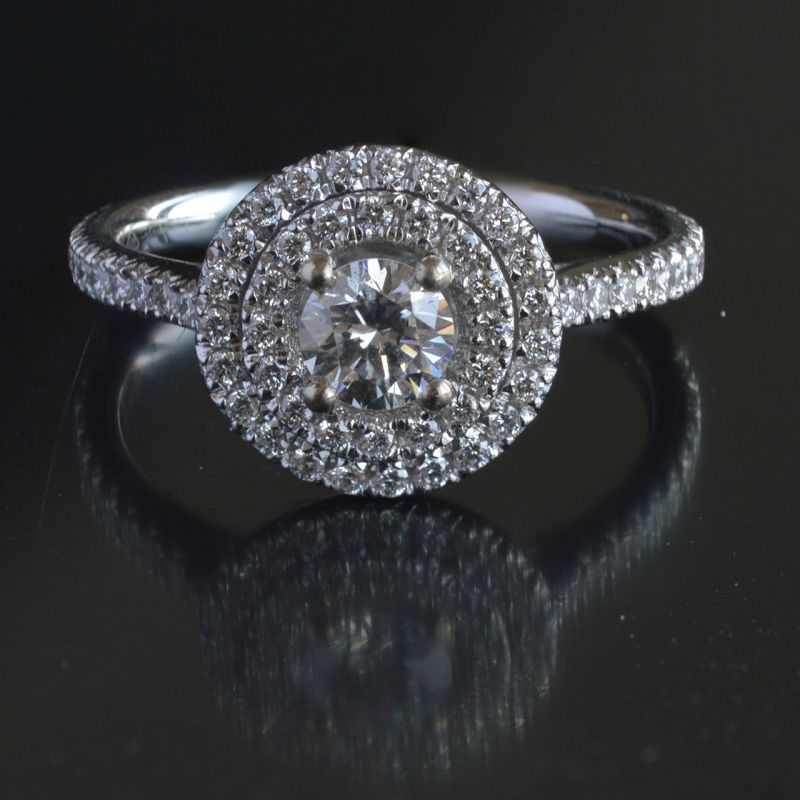 18k-white-gold-round-halo-cluster-ring-kimberly-certified-natural-diamond