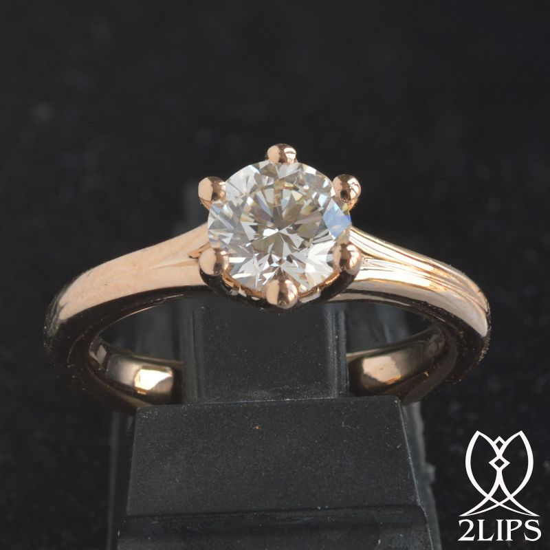 2lips-vvs2-1-01-ct-i-colour-solitair-natural-hrd-certified-solitaire-diamond-the-most-beautiful-engagement-ring