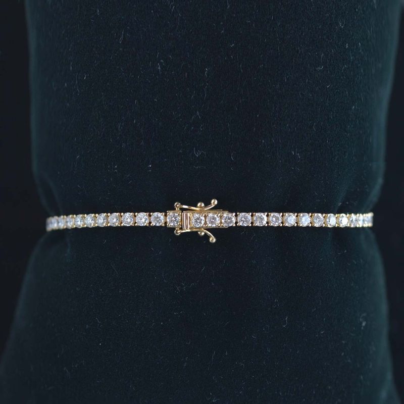 yellow-gold-4-ct-diamond-tennis-bracelet