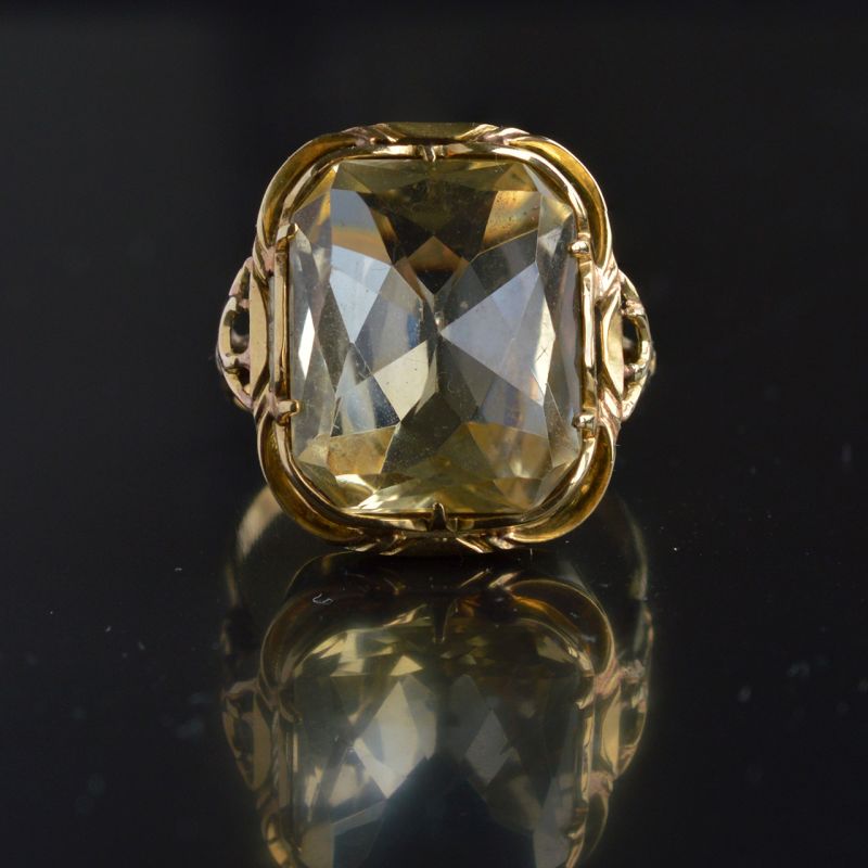 14-karat-yellow-gold-1940s-statement-ring-11-ct-citrine