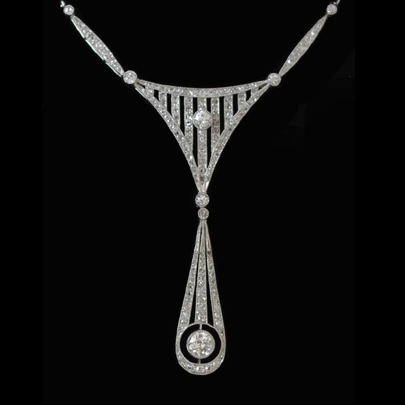 platinum-art-deco-necklace
