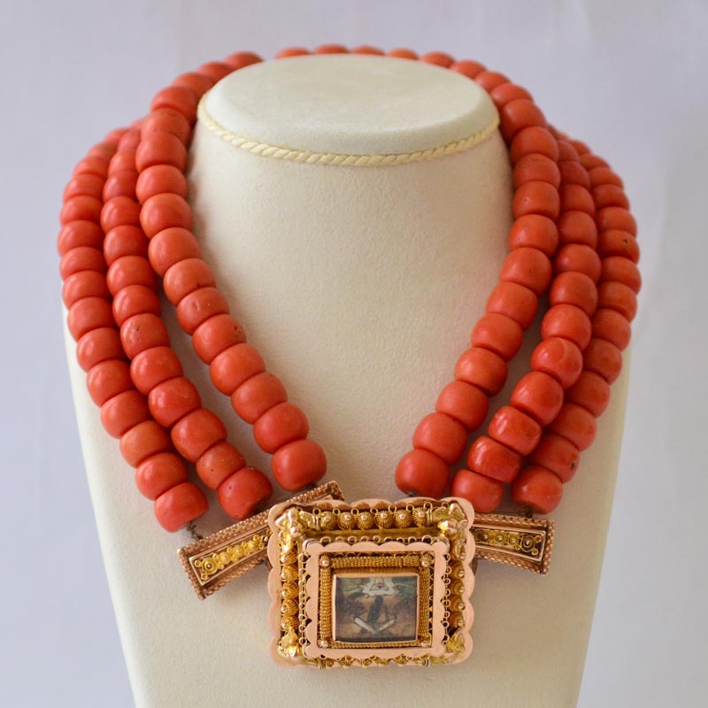 3-strand-coral-necklace