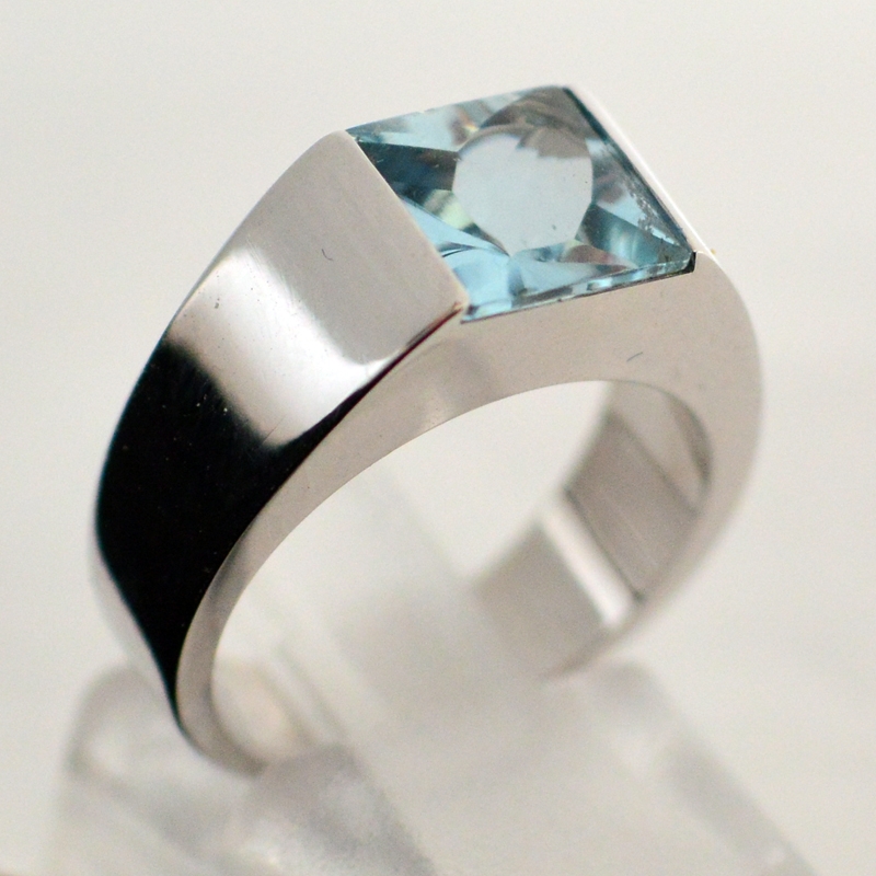 cartier-tank-ring