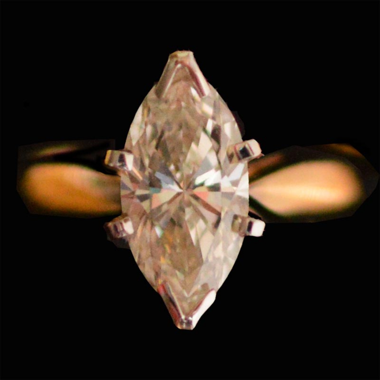 1-ct-marquise-cut-diamond-engagement-ring