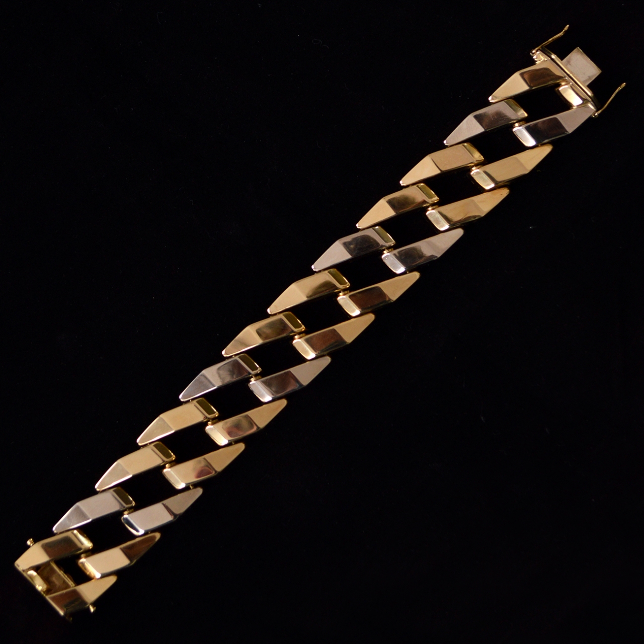 yellow-and-white-gold-curb-link-bracelet