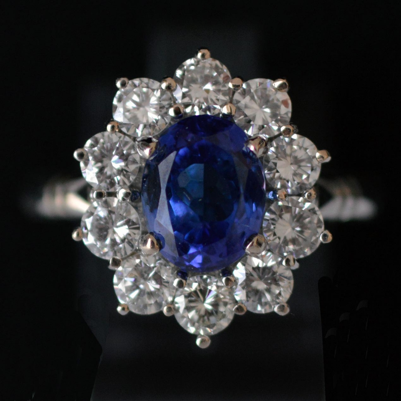 lady-di-2-3-ct-diamond-2-4-ct-tanzanite-engagement-ring