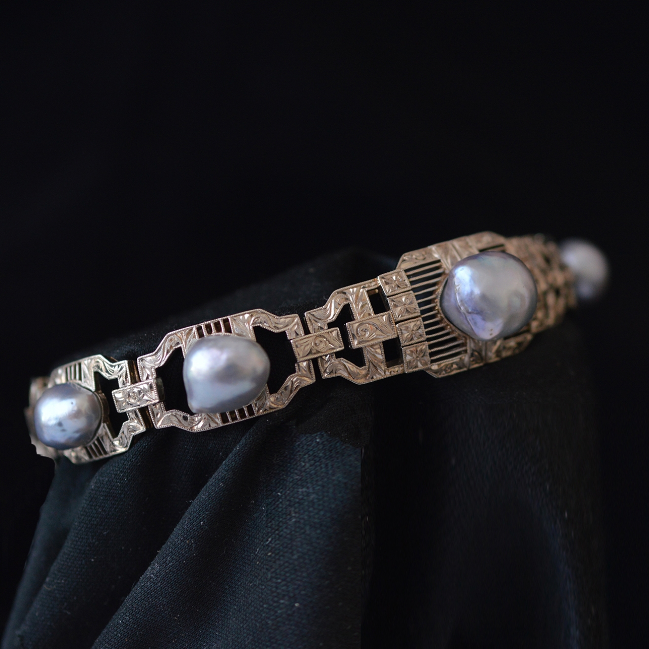 white-gold-grey-pearl-art-deco-bracelet