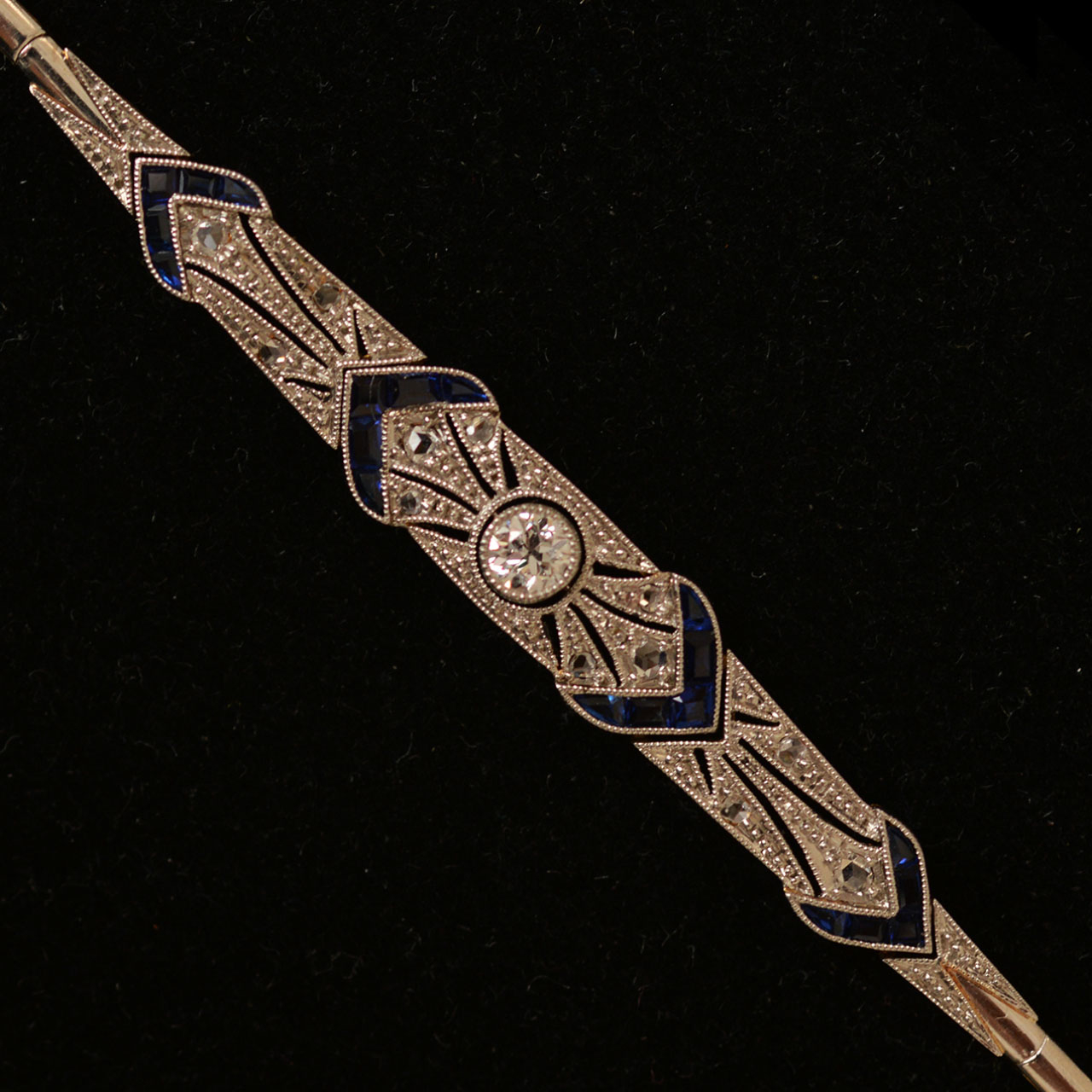 18k-gold-platinum-sapphires-diamond-art-deco-bracelet