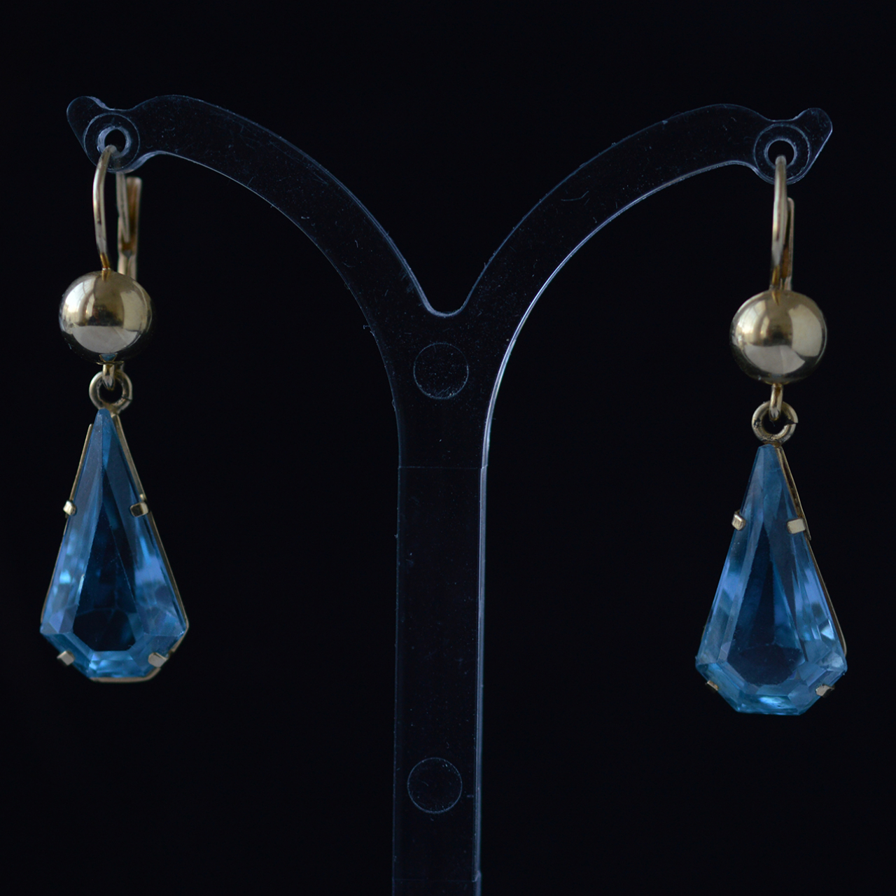 18k-gold-blue-spinel-pendant-earrings