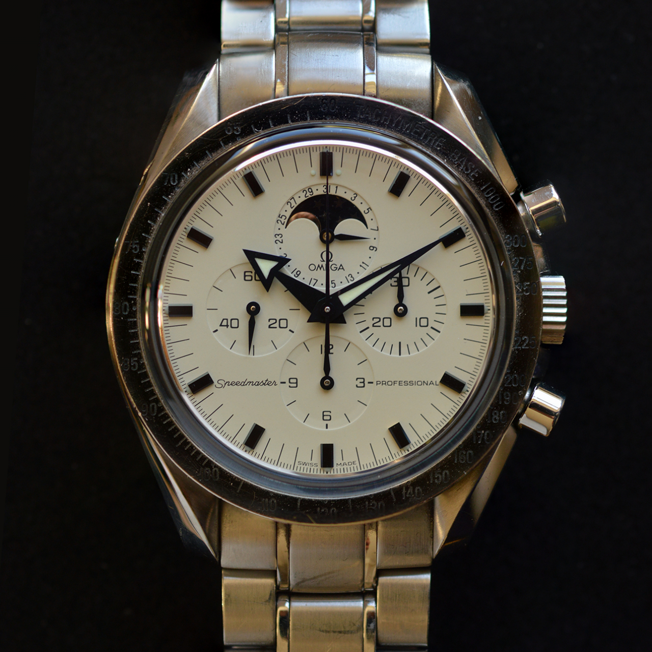omega-speedmaster-professional-moonwatch-moonphase-ref-035752000-cal-1866