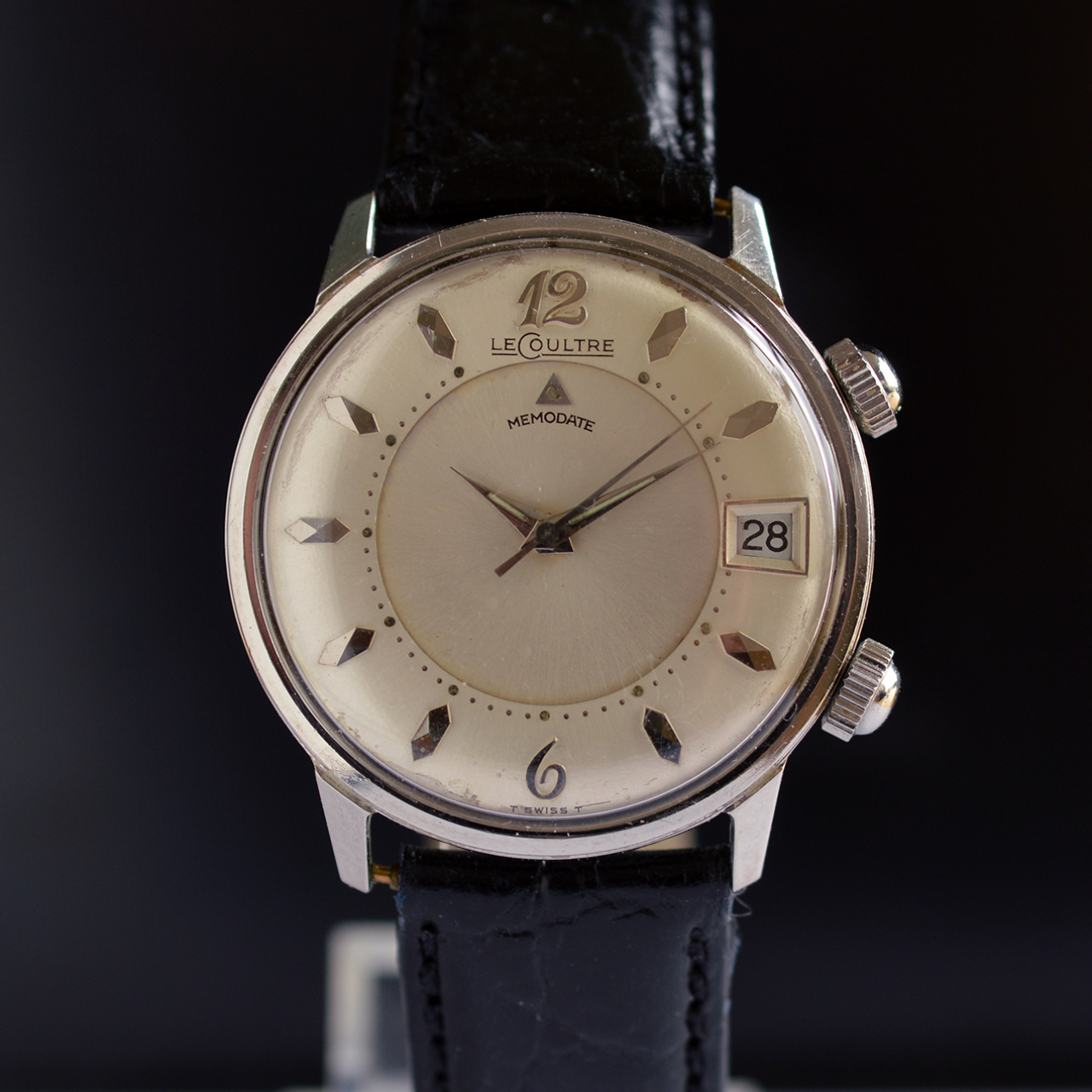 35-mm-lecoultre-memovox-1950s-cal-k911