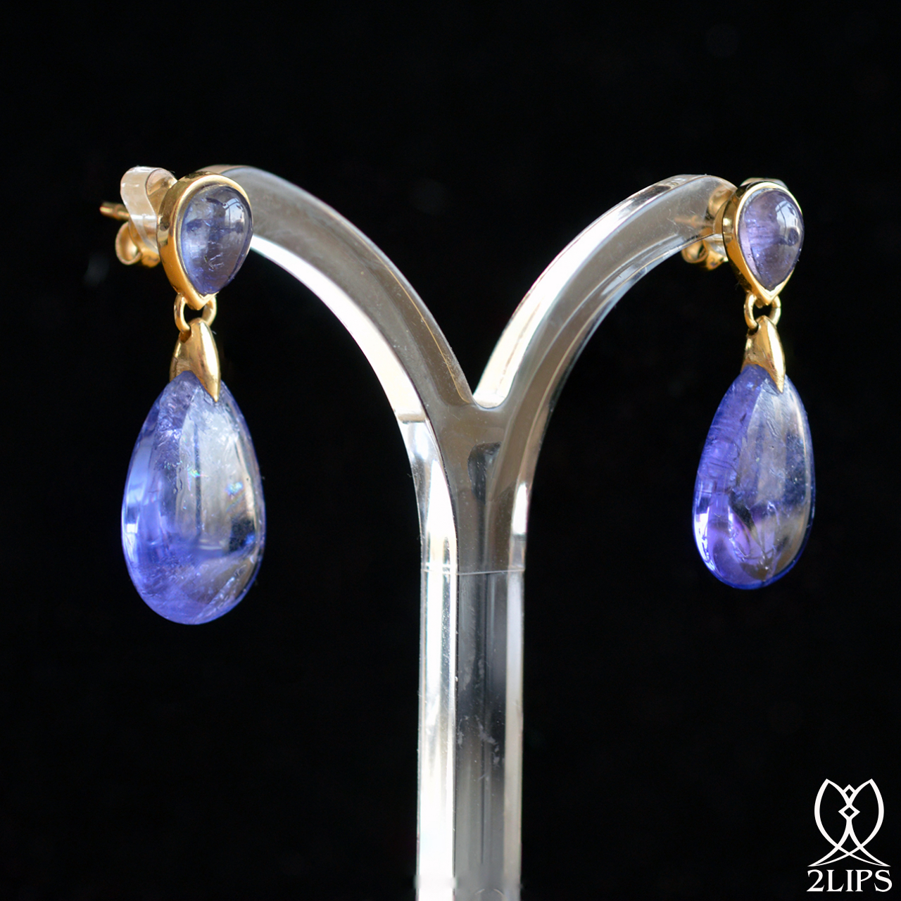 18k-gold-2lips-colours-tanzanite-earrings-design-david-aardewerk
