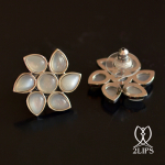 2lips-tulip-keukenhof-flower-earstuds-earrings-dutch-design-moonstone-david-aardewerk-18k-gold