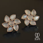 2lips-tulip-keukenhof-flower-earstuds-earrings-dutch-design-moonstone-david-aardewerk-18k-gold