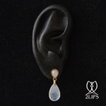18k-gold-2lips-colours-rainbow-moonstone-earrings-design-david-aardewerk