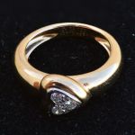 van-cleef-arpels-vca-diamond-heart-ring
