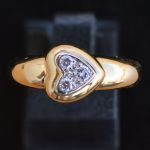 van-cleef-arpels-vca-diamond-heart-ring