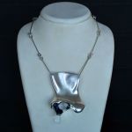 1970-acrylic-silver-lapponia-creatures-eye-necklace-nr-5-bjorn-weckstrom-660004