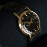 10k-gold-filled-gentlemans-wristwatch-lecoultre-futurematic-calibre-497-bumper-black-dial-automatic-movement